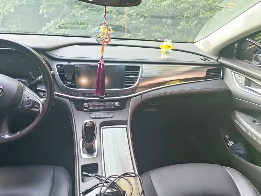 Buick LaCrosse — миниатюра 13