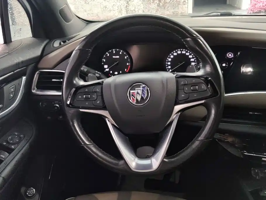 Buick Enclave — миниатюра 15