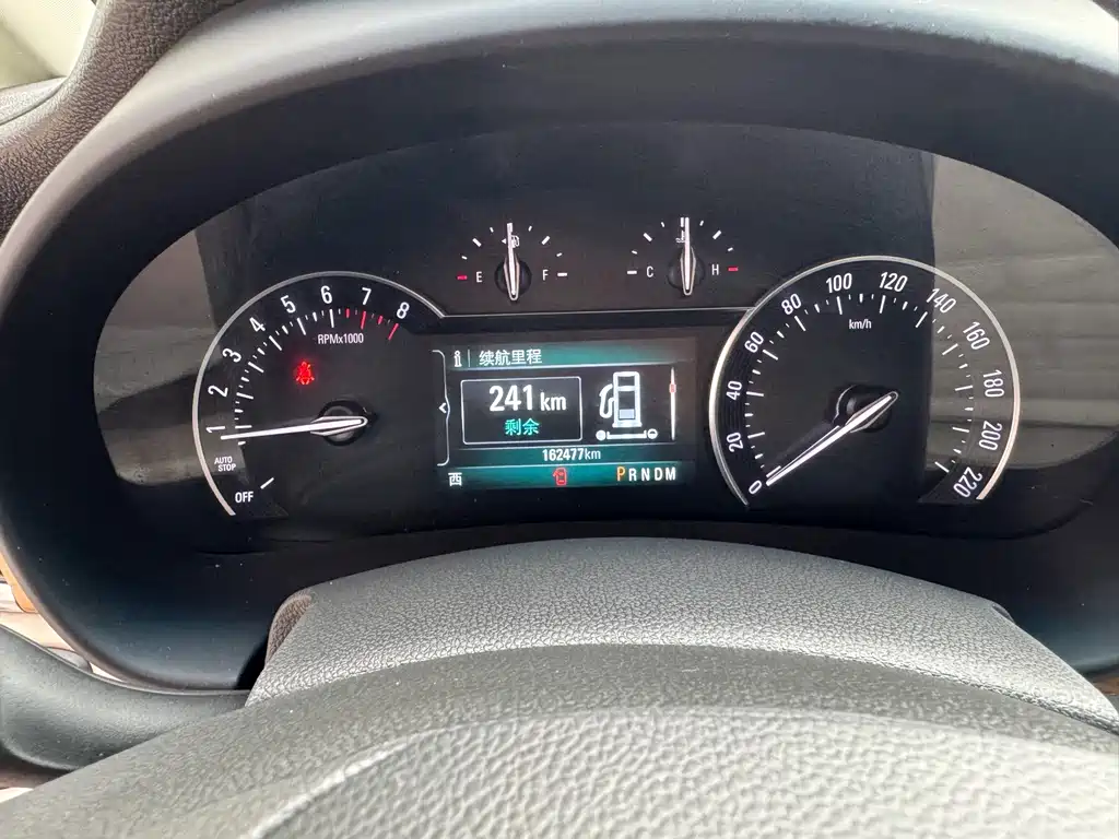 Buick GL8 — миниатюра 12