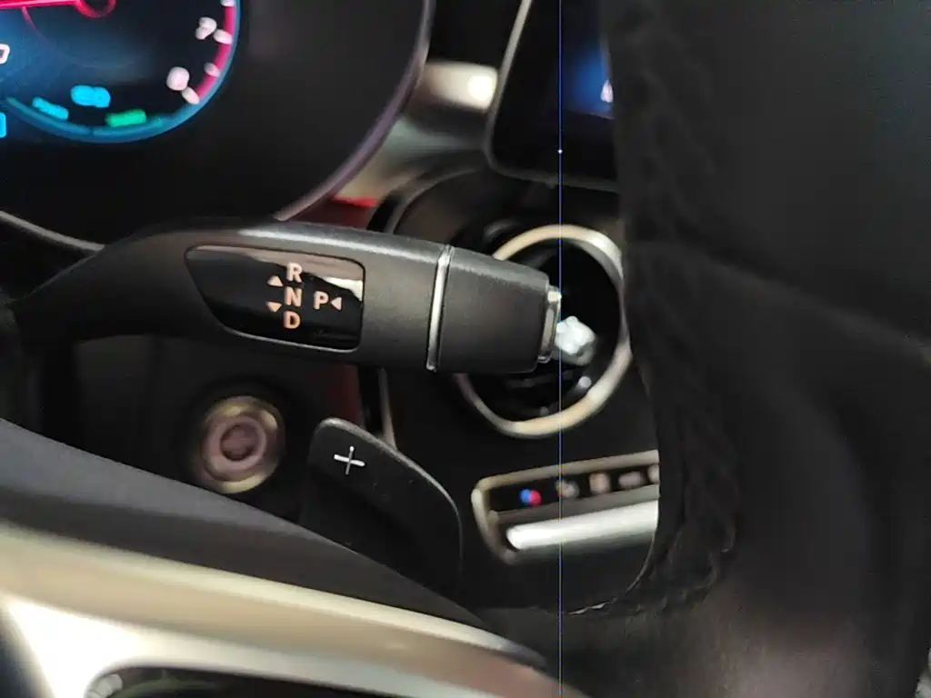 Mercedes-Benz C-Class — миниатюра 14
