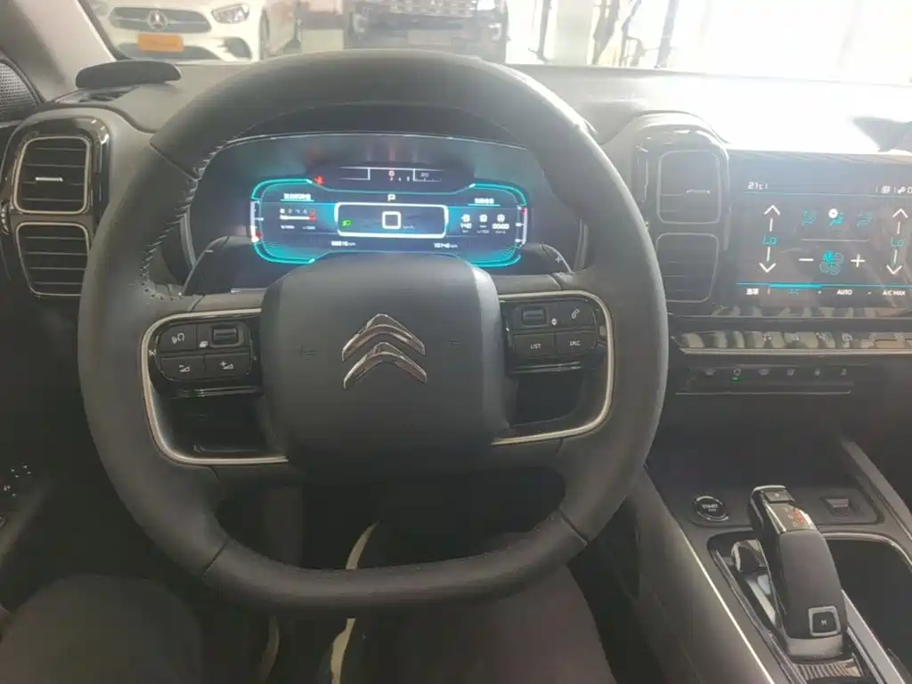 Citroen C5 AIRCROSS — миниатюра 11