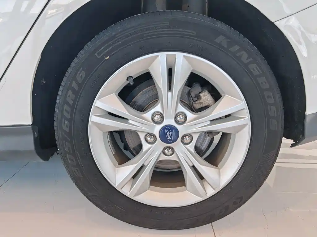 Ford Focus — миниатюра 14