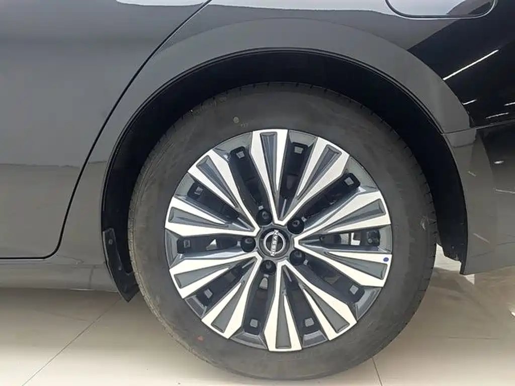 Nissan Teana — миниатюра 12