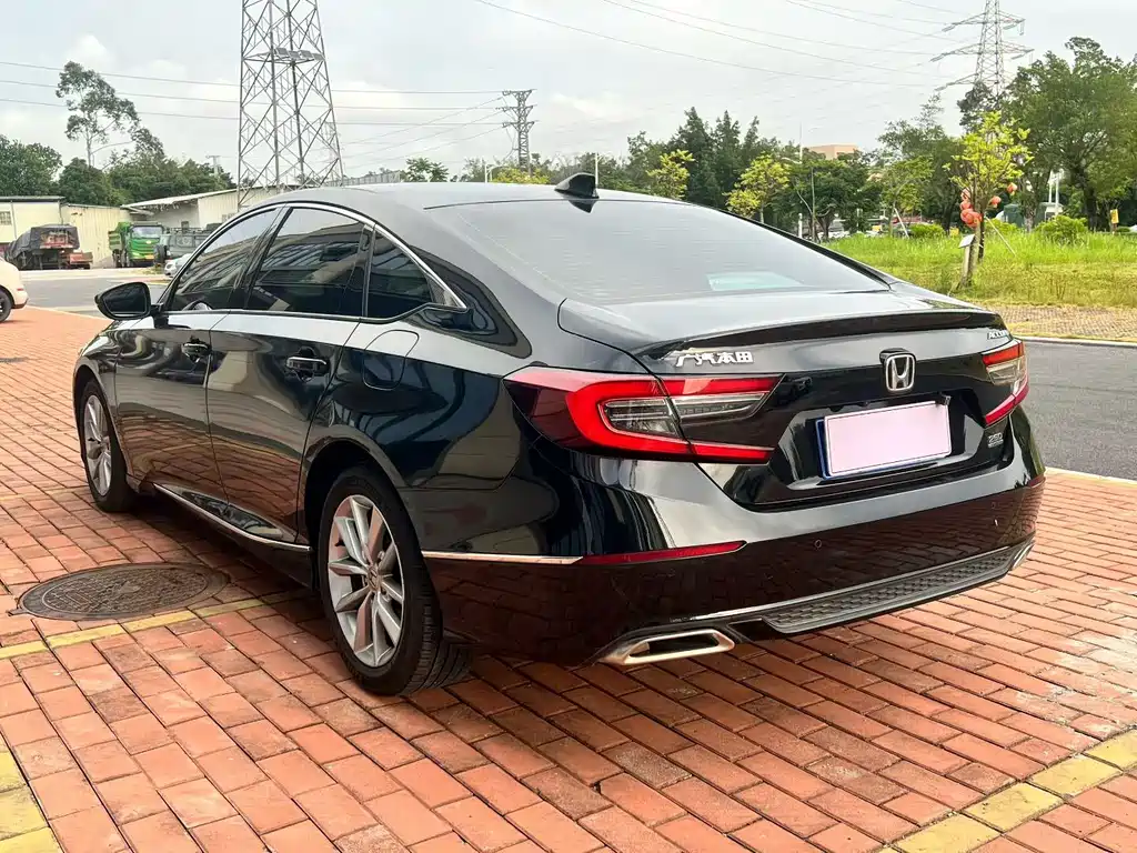 Honda Accord — миниатюра 5