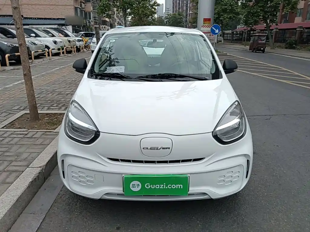 Roewe Clever — миниатюра 3