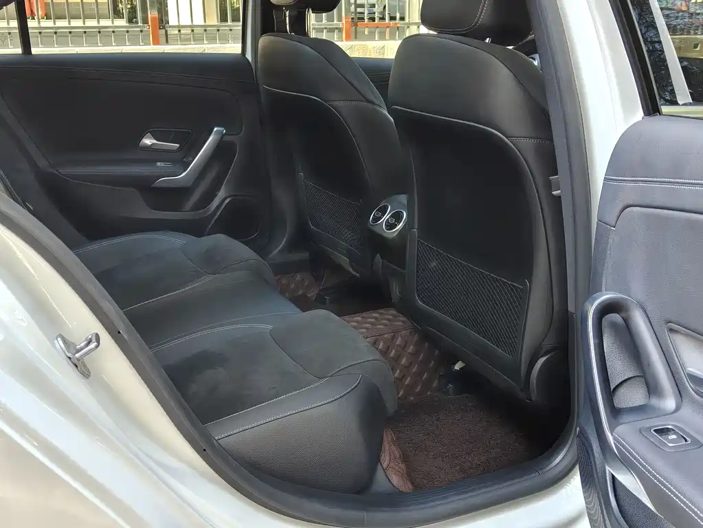 MERCEDES-BENZ A CLASS