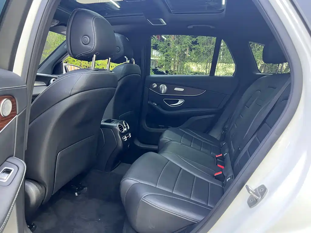 Mercedes-Benz GLC 2020 GLC 260 L 4MATIC Luxury