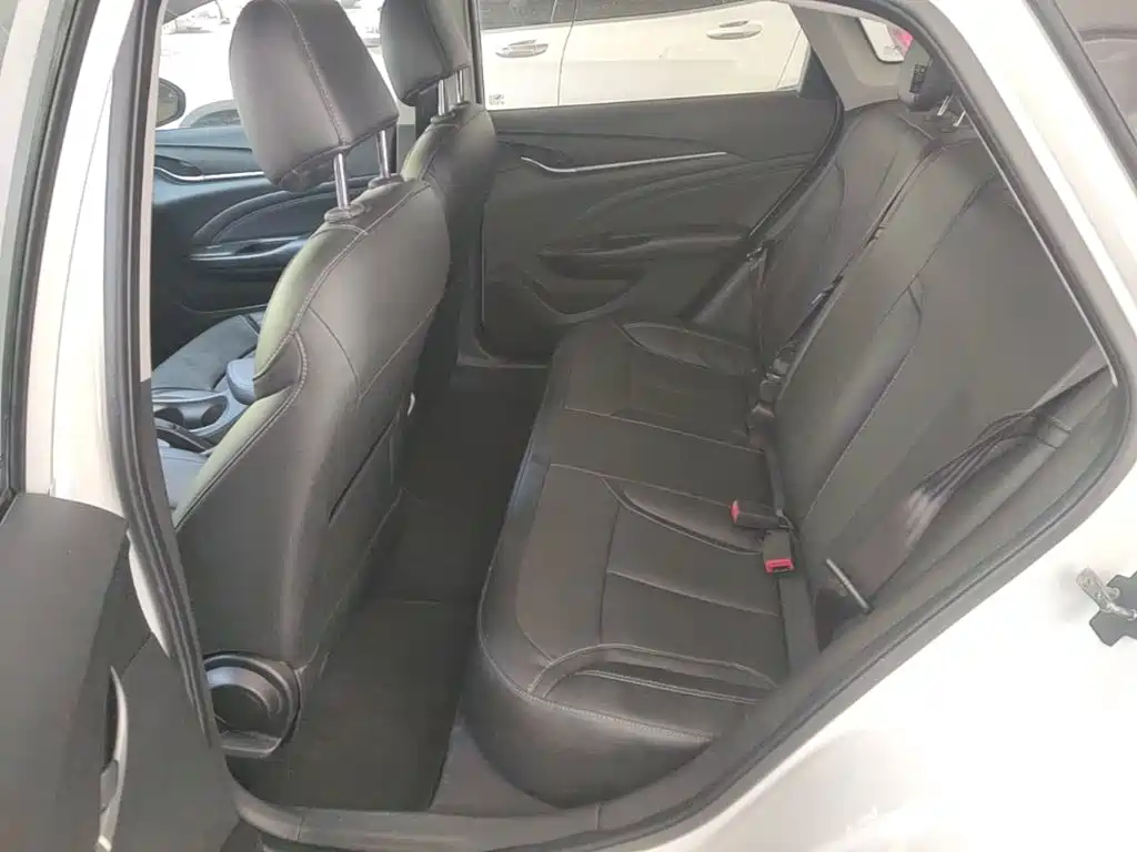Buick Excelle — миниатюра 17