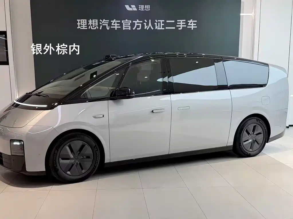 Li Auto Li MEGA — миниатюра 16
