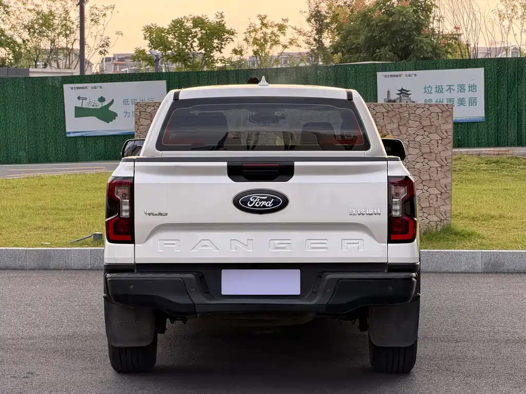 Ford Ranger — миниатюра 8
