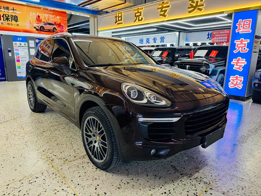 Porsche Cayenne — миниатюра 3