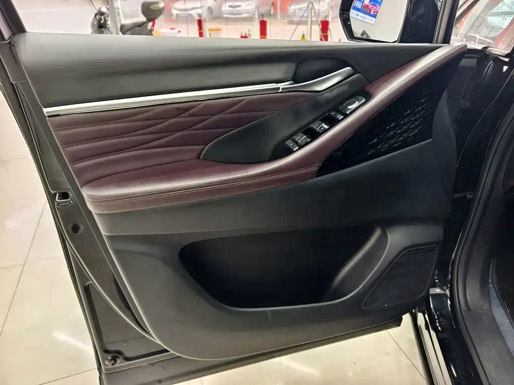 GAC Motor Trumpchi M8 — миниатюра 7