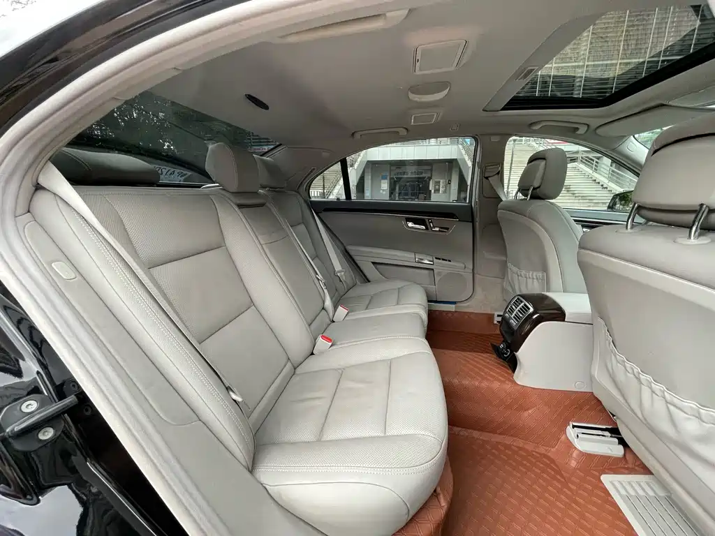 Mercedes-Benz S-Class — миниатюра 17