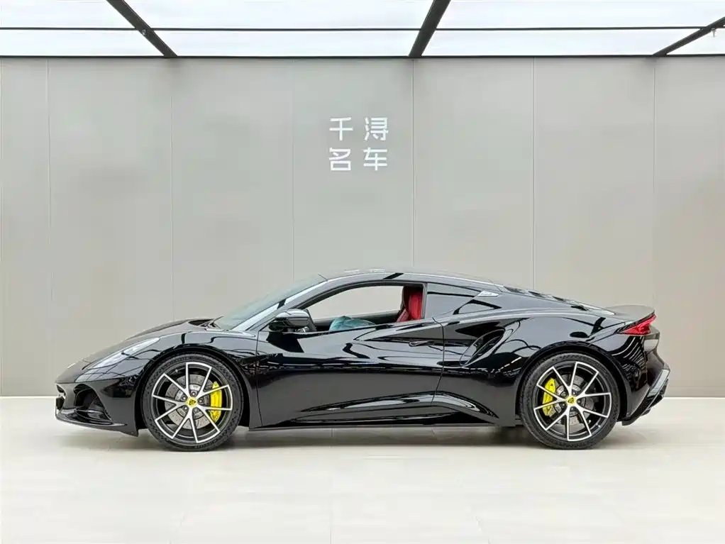 LOTUS SPORTS CAR EMIRA