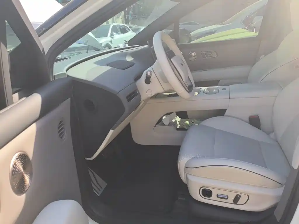 Li Auto Li i6 — миниатюра 11