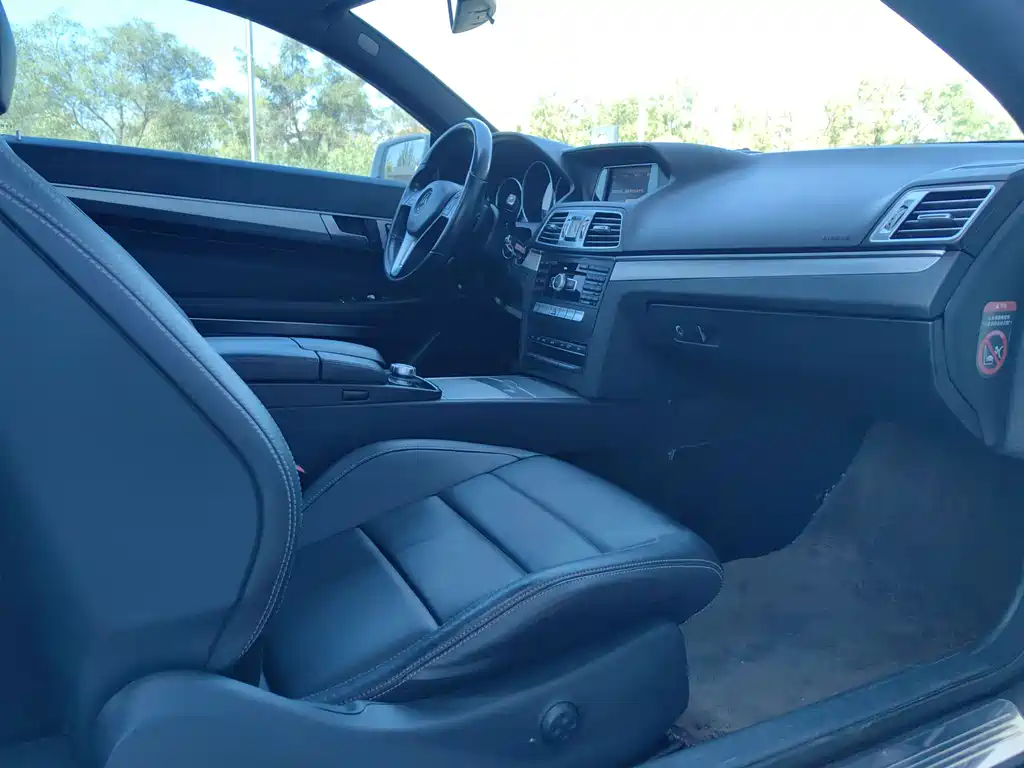 Mercedes-Benz E-Class (Import) — миниатюра 16