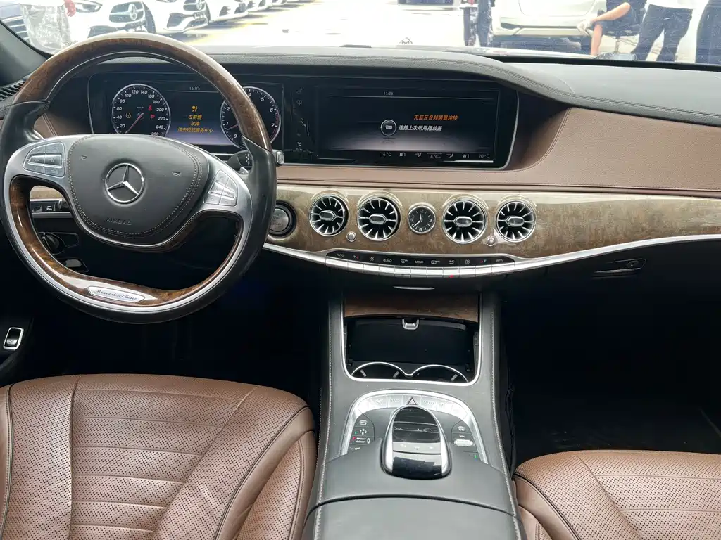 Mercedes-Benz S-Class — миниатюра 16