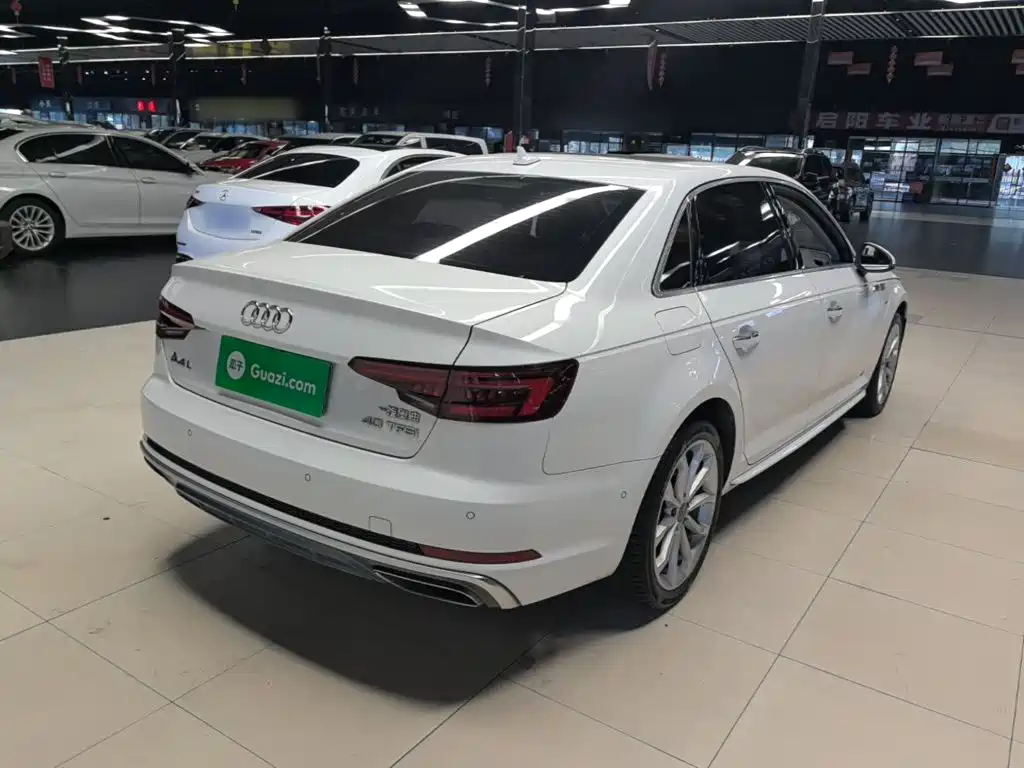 Audi A4L — миниатюра 7