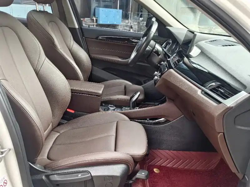 BMW X1 — миниатюра 6