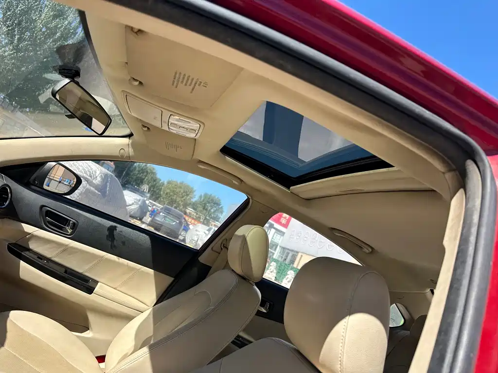 Changan Eado — миниатюра 20