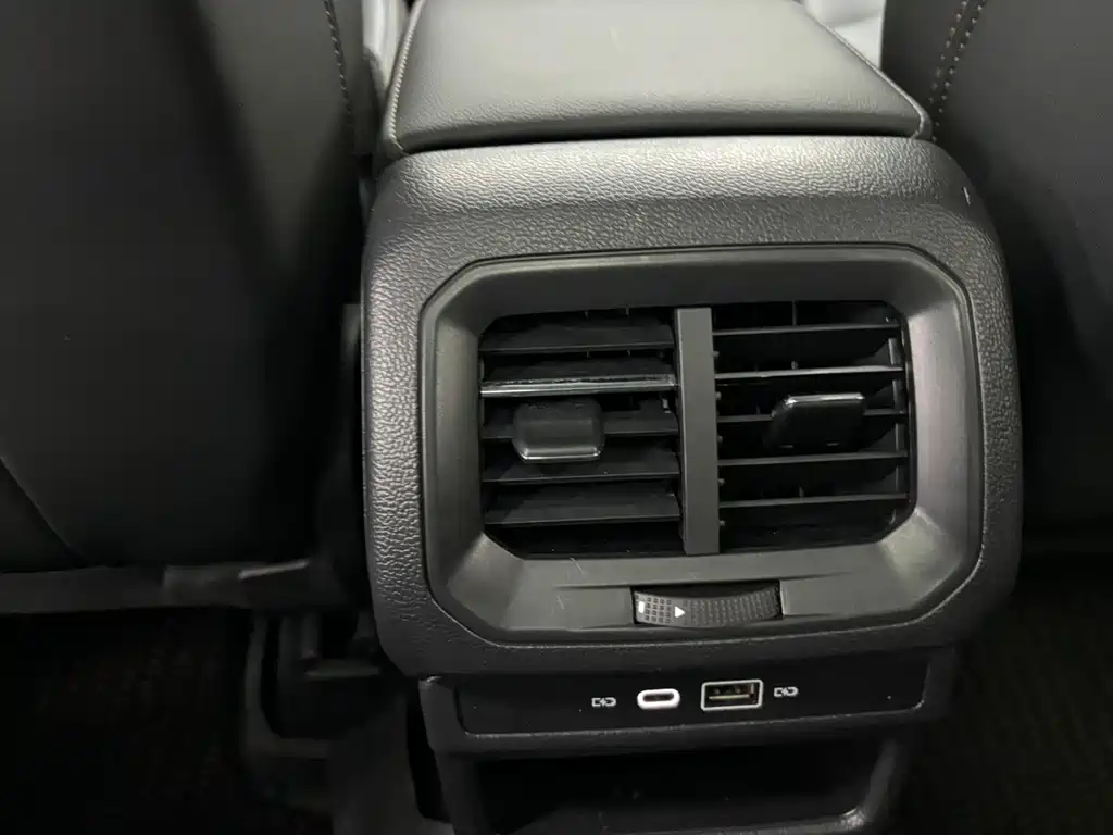 Volkswagen Tharu — миниатюра 20