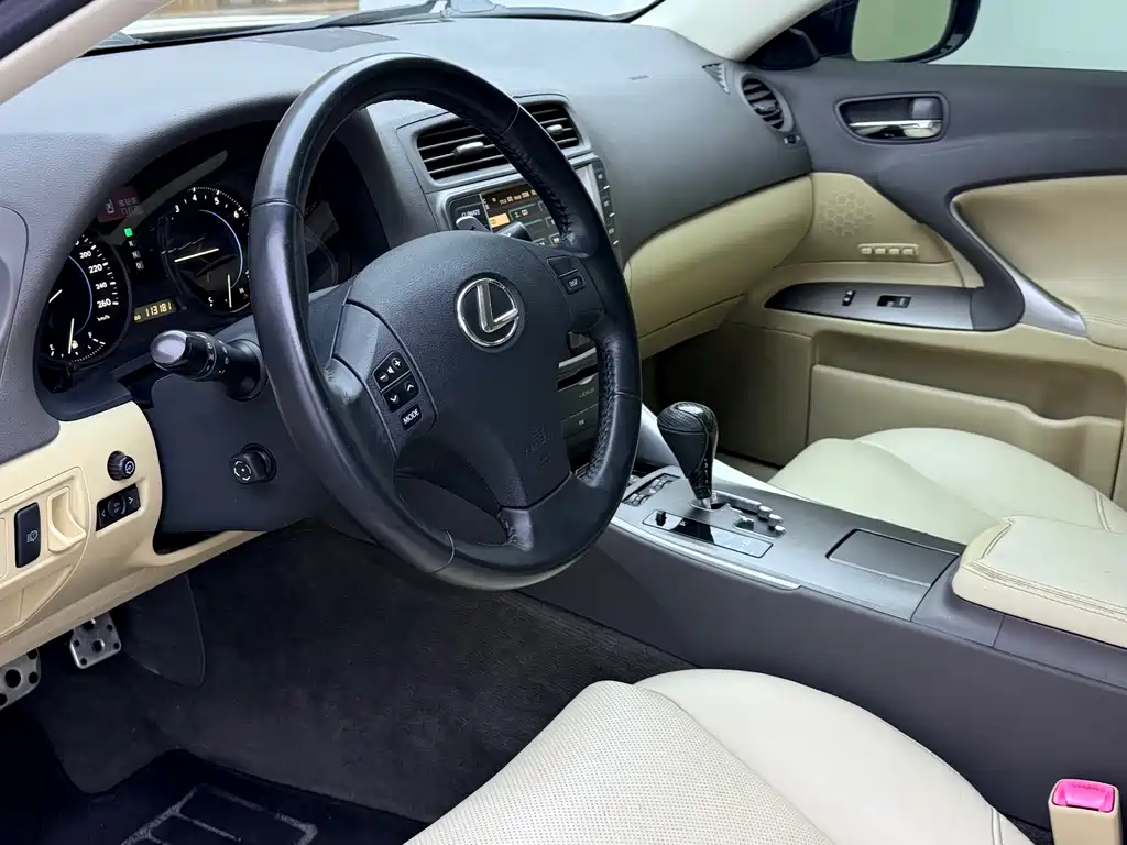 Lexus IS 300, фото 2