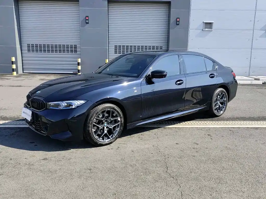 BMW 3 Series 2025