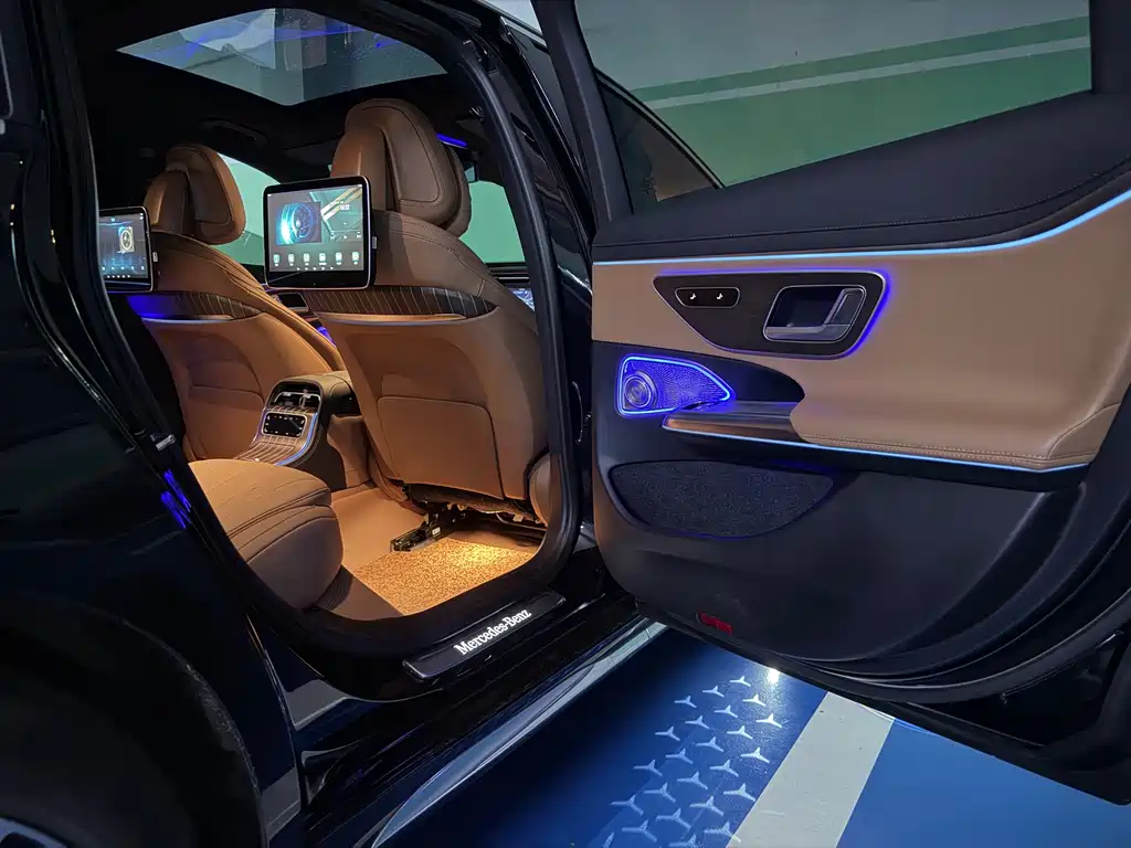 Mercedes-Benz E-Class New Energy — миниатюра 17