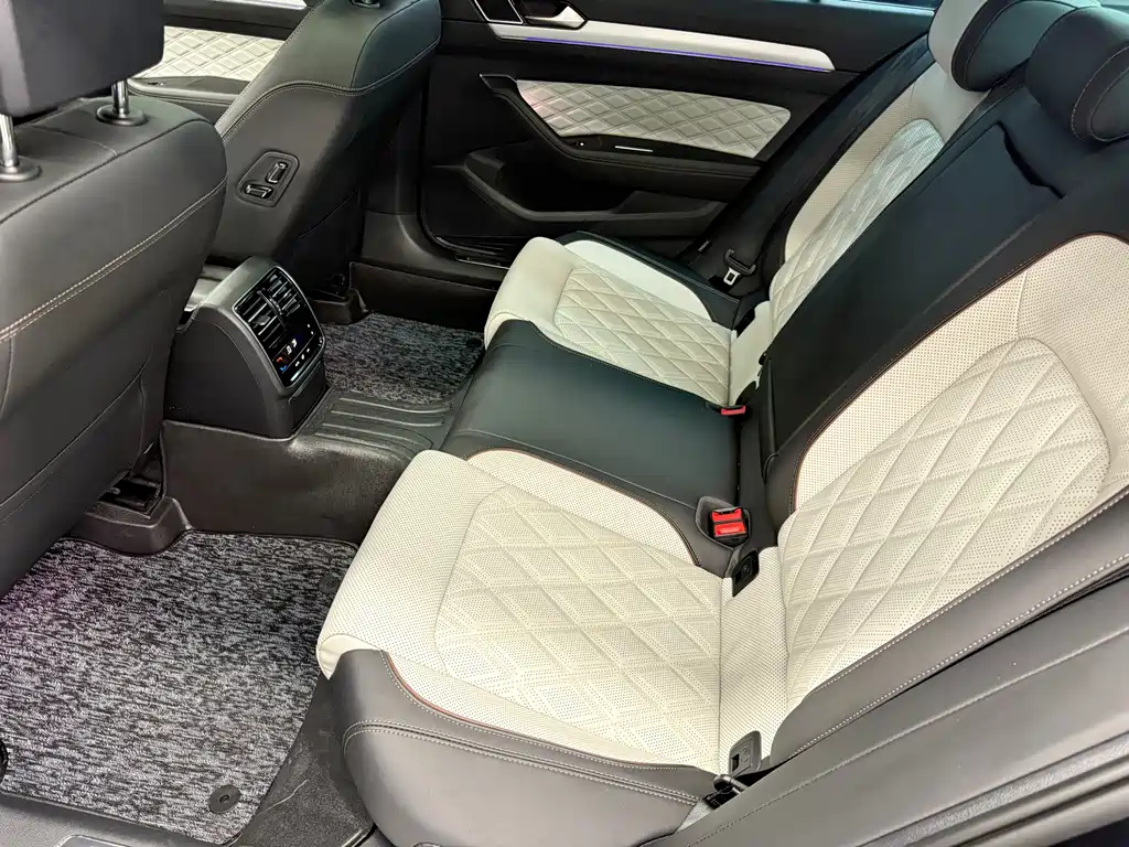 Volkswagen Magotan — миниатюра 9