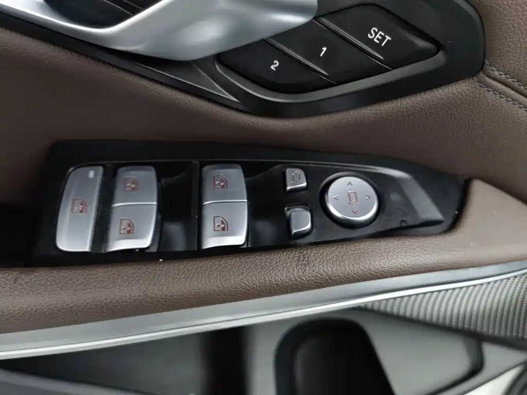BMW 3 Series — миниатюра 9