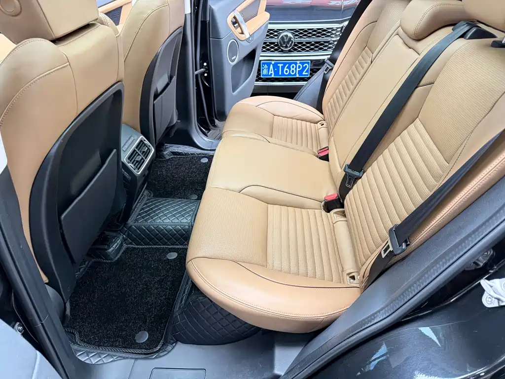 LAND ROVER DISCOVER SPORTS