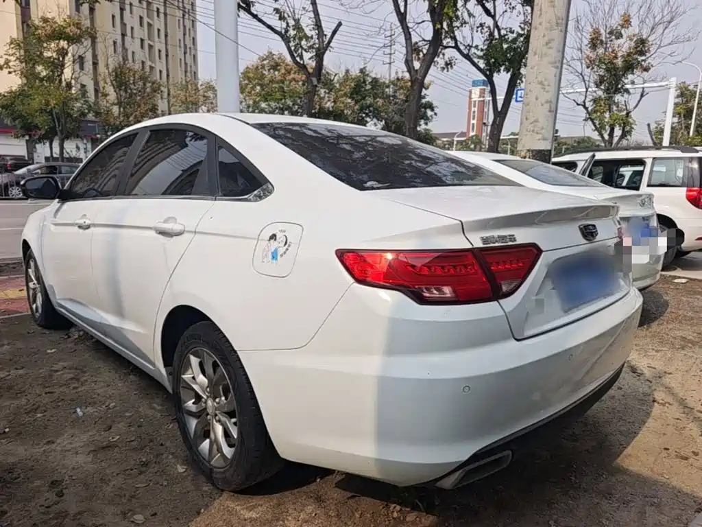 Geely Emgrand GL — миниатюра 5