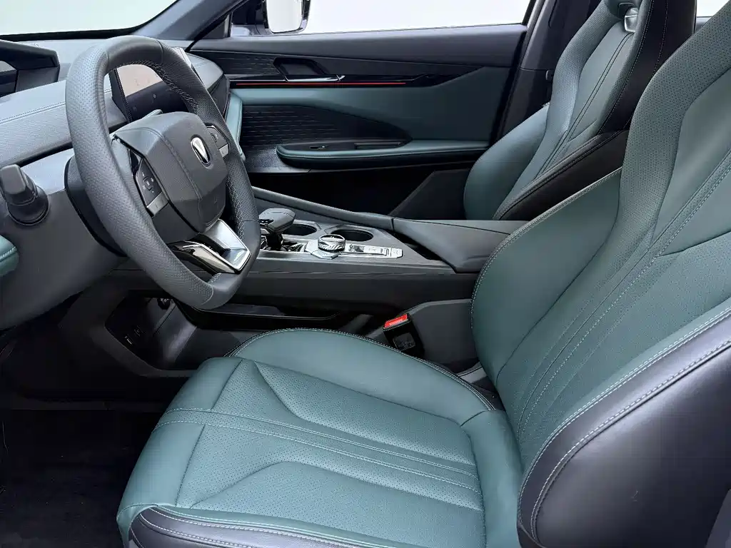 CHANGAN UNI V SMART IDD