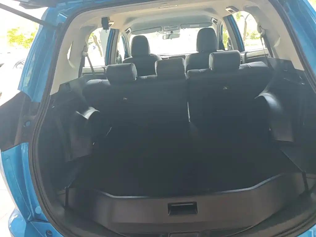 Toyota RAV4 — миниатюра 19
