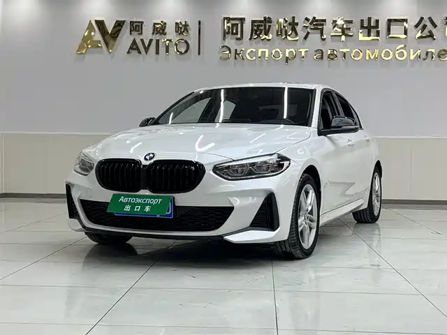 BMW 1 SERIES