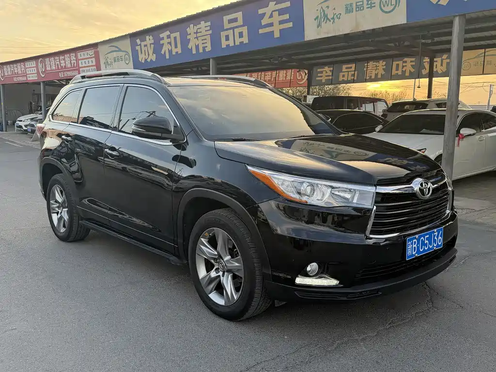 Toyota Highlander — миниатюра 3