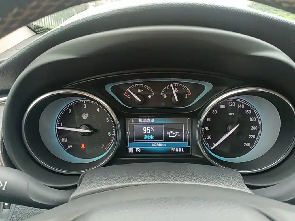 Buick Envision Plus — миниатюра 12