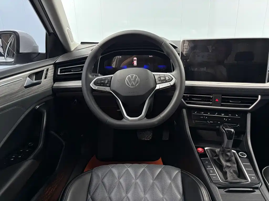 Volkswagen Sagitar — миниатюра 6