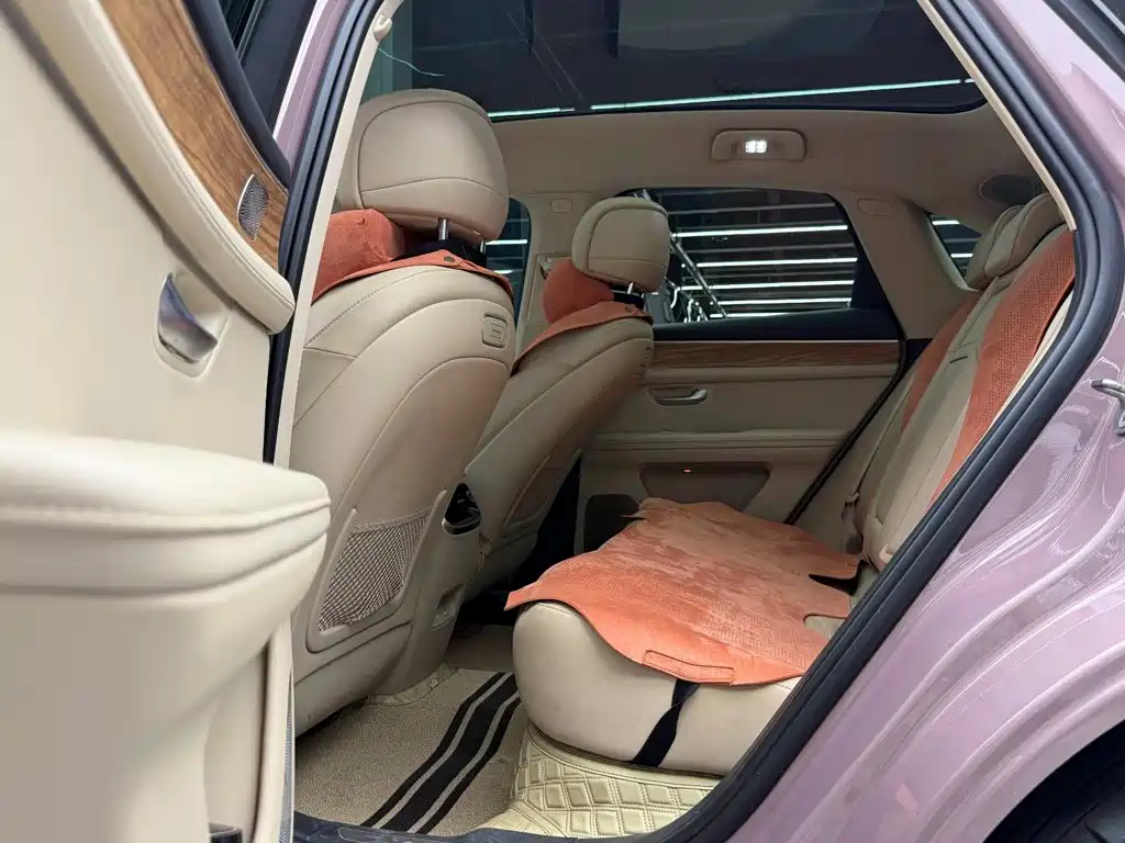 AITO Wenjie AITO M5 — миниатюра 8