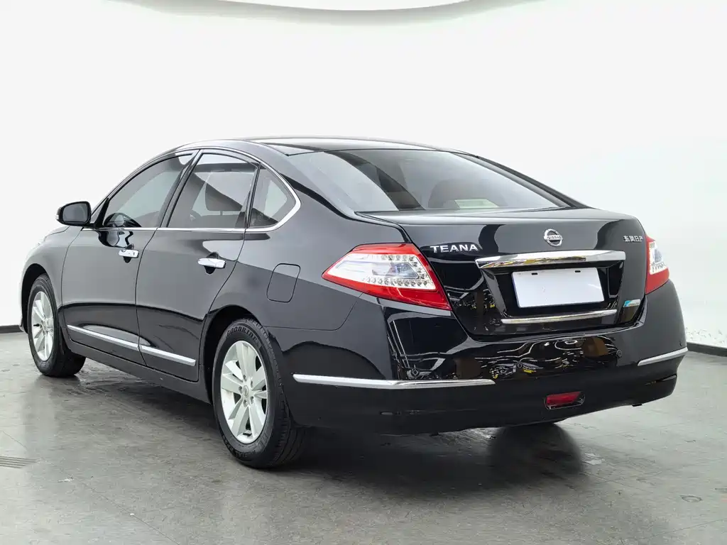 Nissan Teana — миниатюра 3
