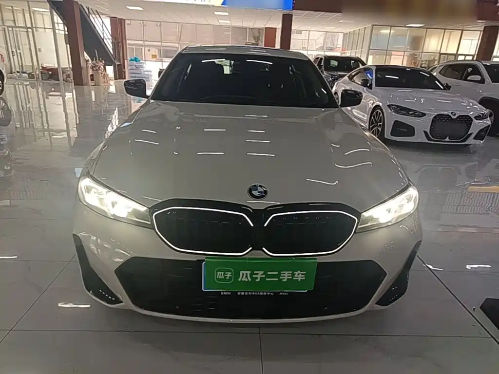 BMW 3 Series — миниатюра 3
