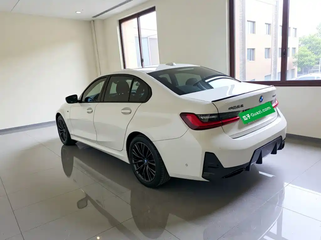 BMW 3 Series — миниатюра 25