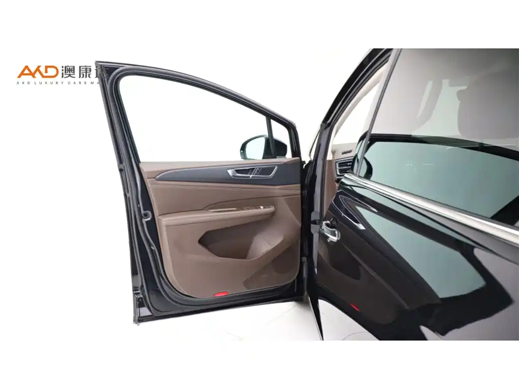 Volkswagen Viloran — миниатюра 11