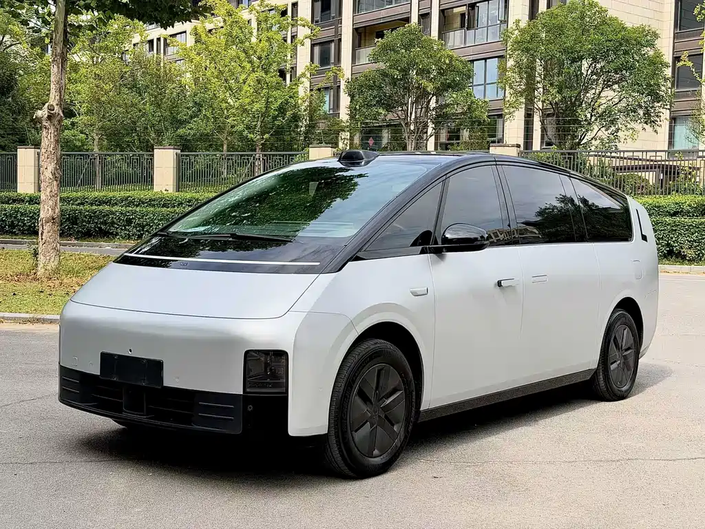 Li Auto Li MEGA