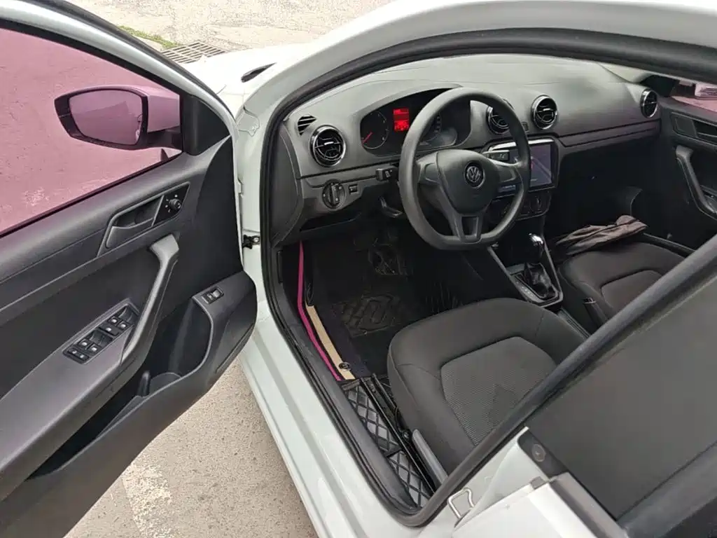 Volkswagen Jetta — миниатюра 16