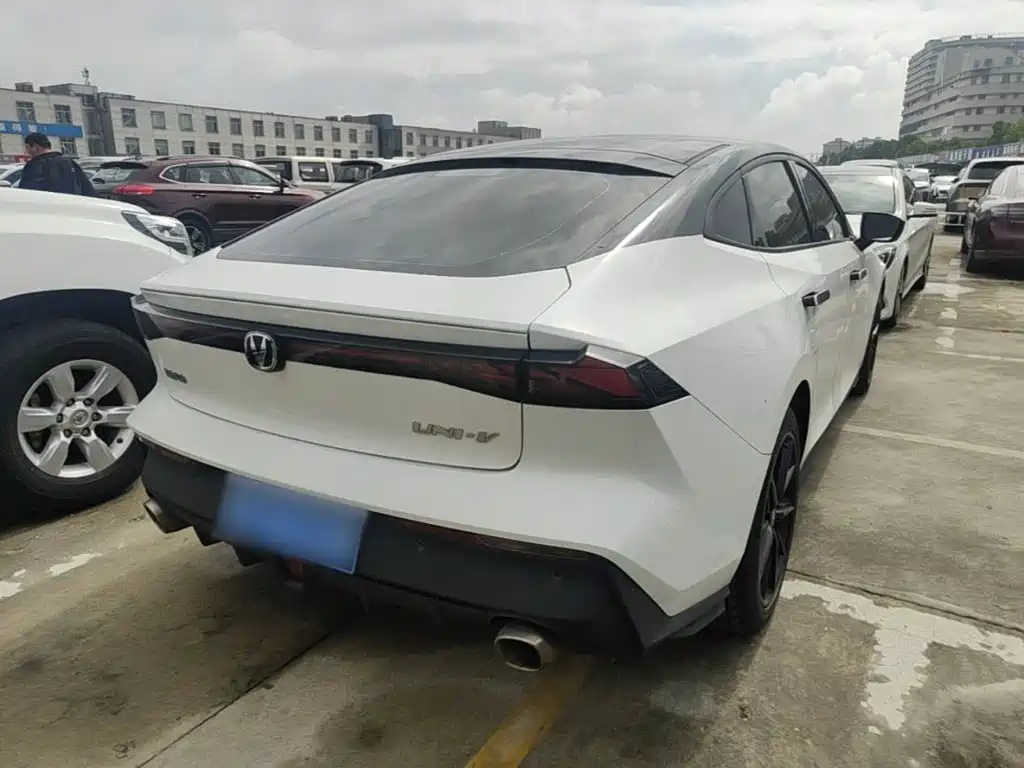 Changan UNI-V — миниатюра 7