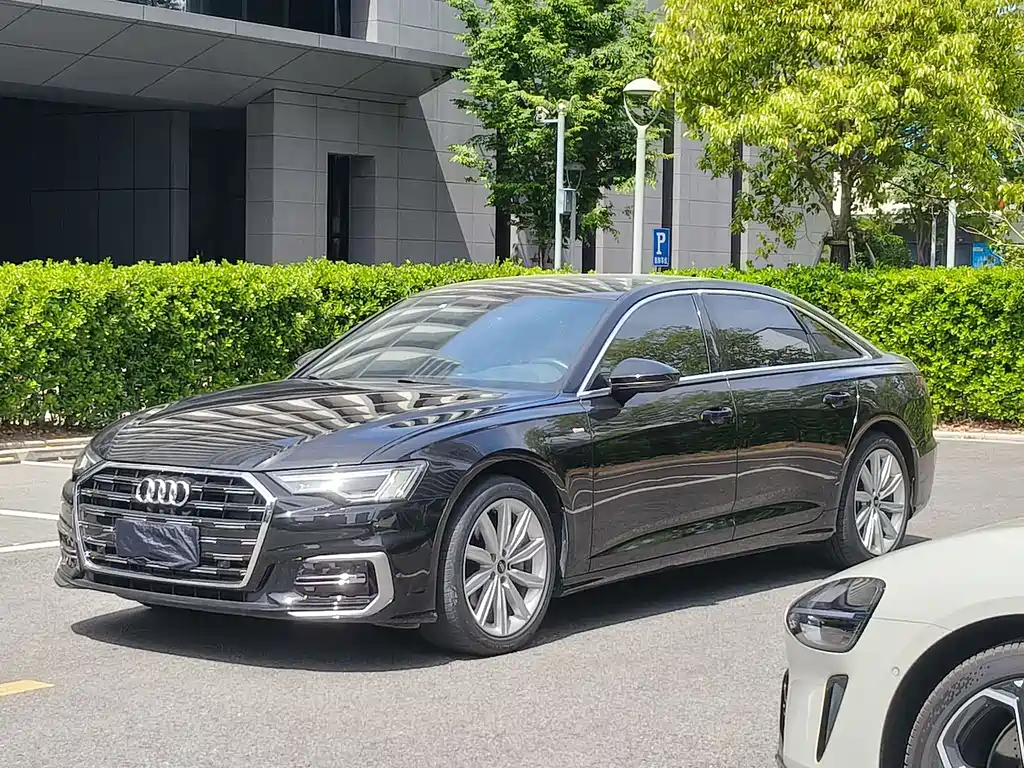 Audi A6L 2021