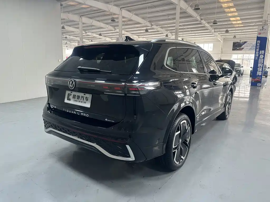 Volkswagen Tiguan L — миниатюра 4