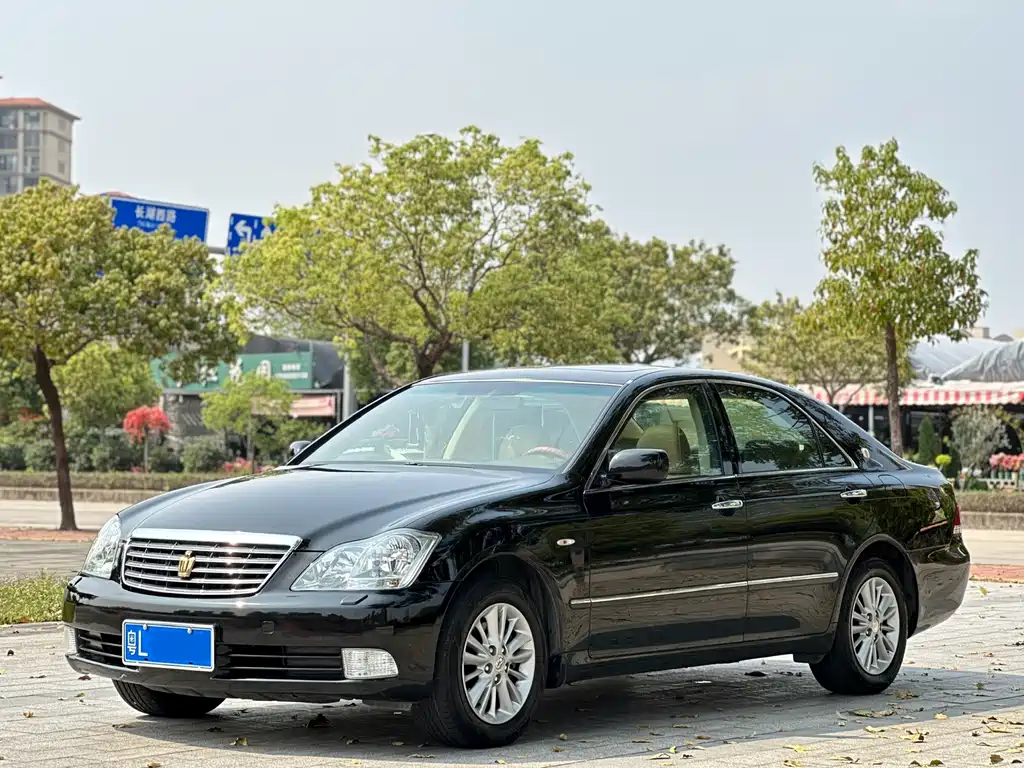 Toyota Crown 2008