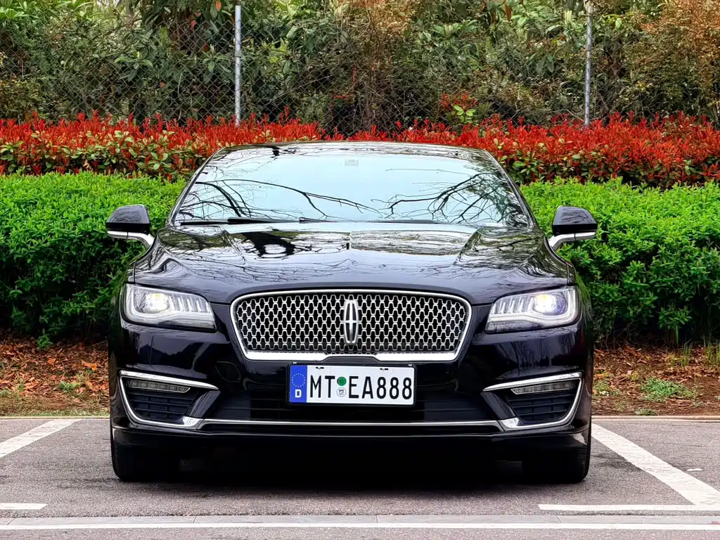Lincoln MKZ 2019